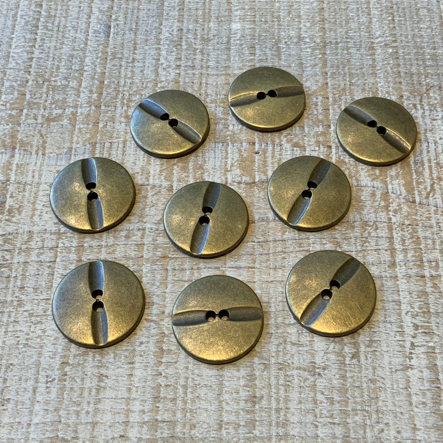 Textile Garden-Old Brass/Bronze Metal Buttons with Groove